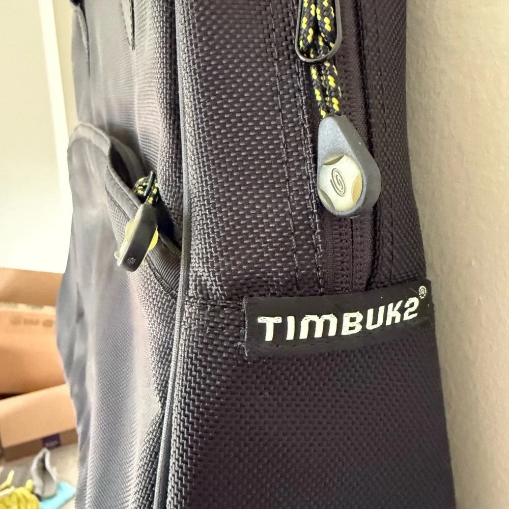 Timbuk2 computer bag - Picture 3 of 7